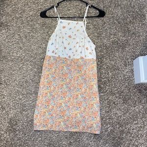 Super cute dress for girls, lightly worn, no stains or stretches!